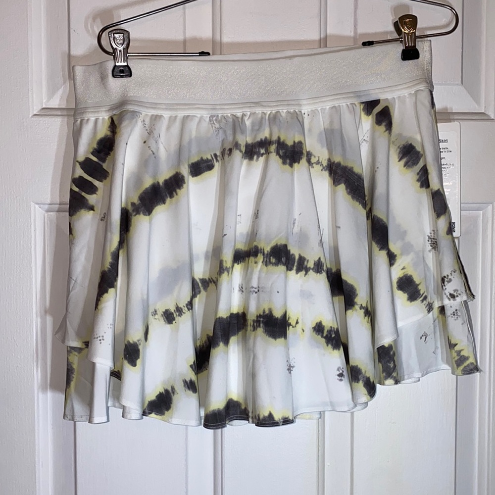 Lululemon Women’s Skort Size 10-NWTS